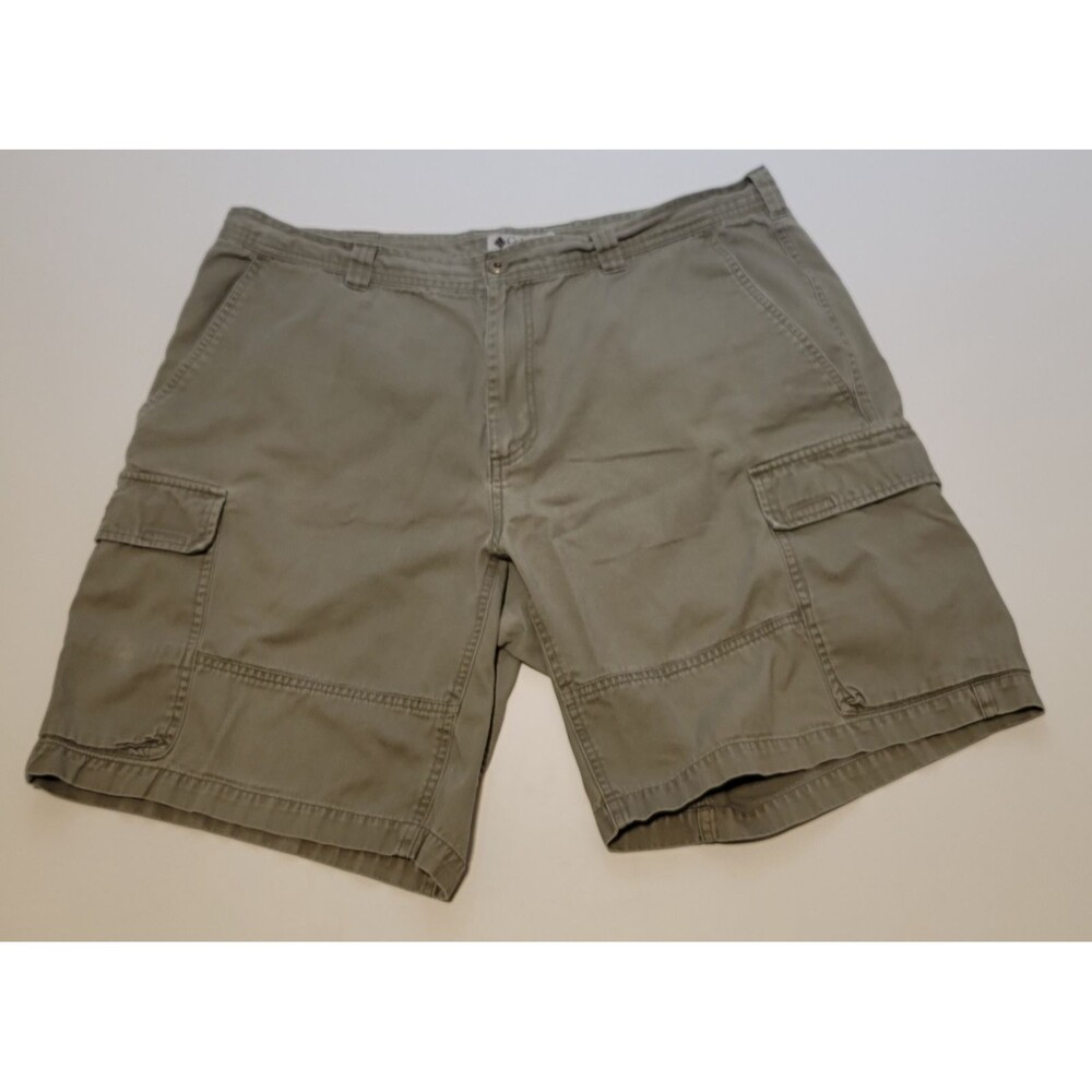 Columbia Sportswear Men's Size 38 Khaki Cotton Cargo Casual‎ Hiking Shorts